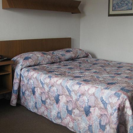 Daigle's Motel Saint Leonard Eksteriør billede